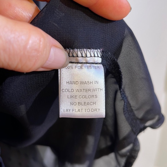 Harlow and Graham pleated sheer button up shirt - Picture 8 of 17